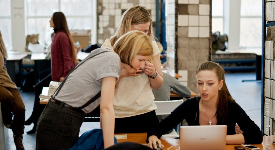 18 posti con contratto di somministrazione 18 posti con contratto di somministrazione