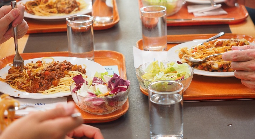 Servizi di consegna a domicilio : tutti i numeri utili Servizi di consegna a domicilio : tutti i numeri utili